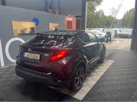 2020 Toyota C-HR €23950! 2020 TOYOTA C-HR 1.8 HYBRID / 53K KMS / REVERSE CAMERA, HEATED SEATS & MORE €23,950