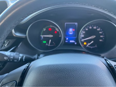 2018 Toyota C-HR 1.8 HUBRID AUTO LOW KMS €17,450 thumbnail