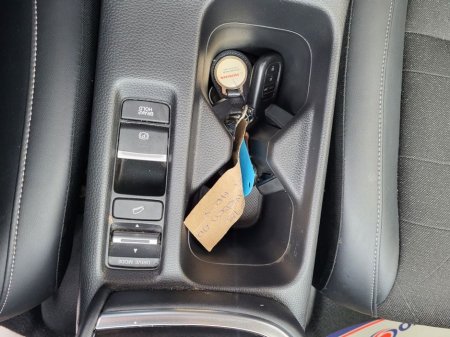 2022 Honda HR-V 1.5 EHEV Advance €32,950 thumbnail