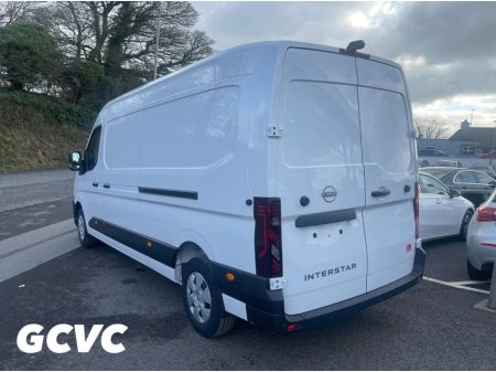 2026 Nissan Primastar L3H2 SV Premium