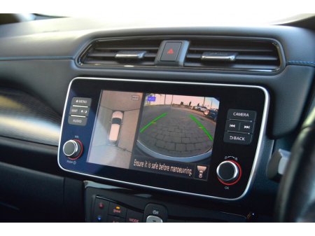 2019 Nissan Leaf Leaf SV Premium 40 kWh €13,699 thumbnail