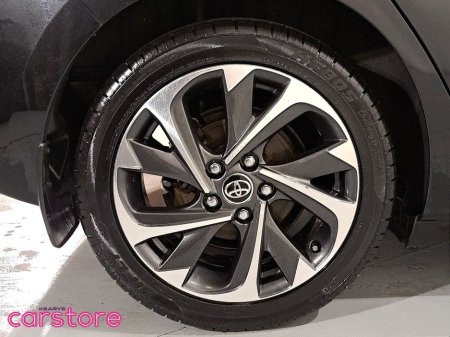 2017 Toyota Auris Hybrid Aura Auto €17,480 thumbnail