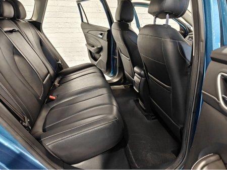 2021 MG Mg5 LONG RANGE SW EV EXCLUSIVE 5DR AUTO €12,250 thumbnail