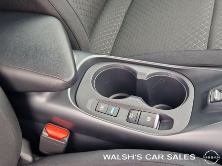 2025 Nissan Juke 1.6 HYB SV MY24 €30,900 thumbnail