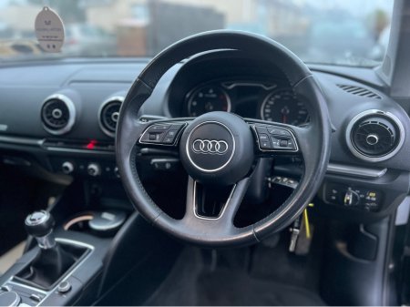 2018 Audi A3 LOW MILEAGE SPORTBACK 1.6 TDI 116 SE 4DR €17,950 thumbnail