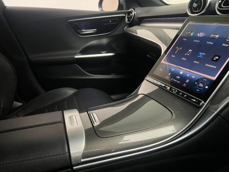 2022 Mercedes-Benz C Class 300E AMG LINE €36,990 thumbnail