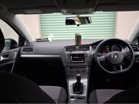 2014 Volkswagen Golf 1.6 TDI S BLUEMOTION 105PS 5DR €10,950 thumbnail