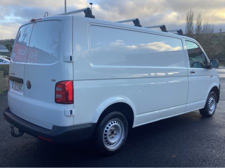 2017 Volkswagen Transporter ** ONLY 137KMS * CAMERA €15,950