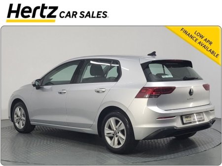 2024 Volkswagen Golf LIFE 110HP Petrol Manual €24,995