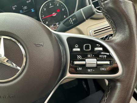 2021 Mercedes-Benz GLC Class 200 D COUPE AUTO €41,195 thumbnail