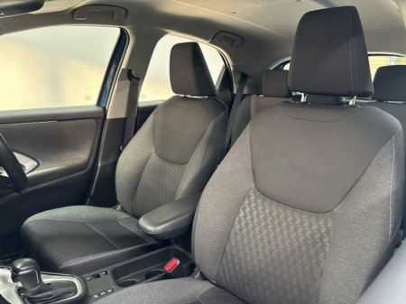 2021 Toyota Yaris HYBRID LUNA 4DR AUTO €21,950 thumbnail