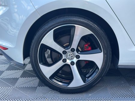 2017 Volkswagen Golf GTI €24,950