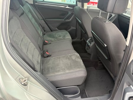 2016 Volkswagen Tiguan 2.0 TDI 150HP BMT Highline €17,995 thumbnail