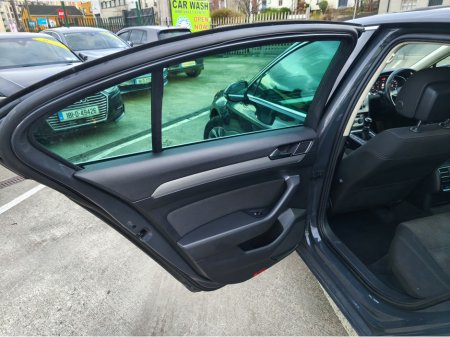 2017 Volkswagen Passat 2.0 TDI SE BUSINESS BLUEMOTION 150PS AA Approved 1 Year Warranty €13,950 thumbnail