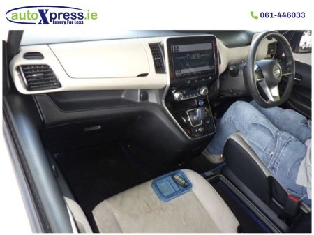 2020 Nissan Serena 7 SEAT E-POWER HIGHWAY STAR V Hybrid Automatic, Reversing camera €24,995