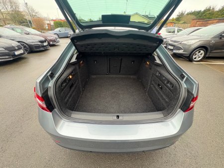 2019 Skoda Superb L&K 2.0tdi 150HP *Huge Spec* €24,950 thumbnail