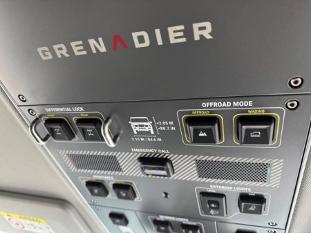 2025 INEOS Grenadier  €57,500 thumbnail
