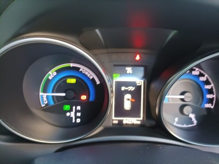 2016 Toyota Auris 1.8 PETROL HYBRID LEATHER & SUEDE INTERIOR SPORTS ALLOY WHEELS FACTORY IMMOBILISER PROXIMITY KEYS MULTI MEDIA SYSTEM SERVICE HISTORY (7 STAMPS) JUST FULLY SERVICED 2 YEARS NCT 1 YEAR ROAD TAX €16,449