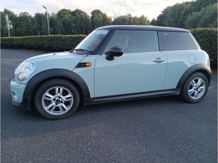 2013 MINI Hatch ?2013 Mini Cooper 1.6 Petrol Automatic 3 door? €8,450