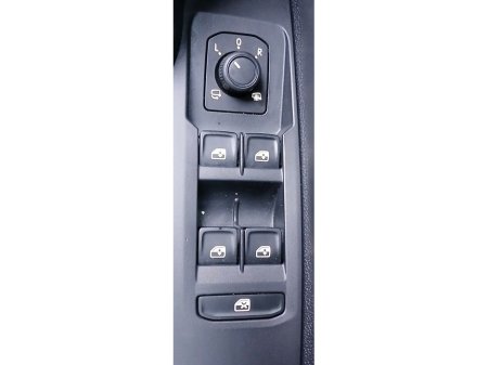 2025 Volkswagen Taigo Edition 75 1.0TSI 95HP *ANDROID AUTO/APPLE CARPLAY, REVERSING CAMERA, AIR CON* €26,995 thumbnail