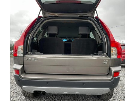 2010 Volvo XC90 90 SERIES 2.4 D5 ACTIVE 5DR AUTO AWD 182HP €6,950 thumbnail