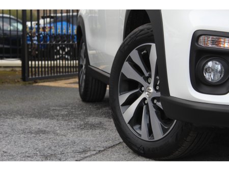 2026 Suzuki SX4 S-Cross 1.4 Hybrid Ultra 4wd *0 %Finance and 10 Year Warranty* €39,995 thumbnail