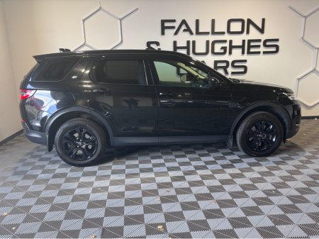 2020 Land Rover Discovery Sport 2.0 D4E 7 SEATER AUTOMATIC // CREAM LEATHER €28,950