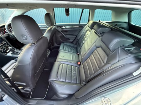 2019 Volkswagen Golf HIGHLINE PRO - 2.0L DIESEL - AUTO - 12M WARRANTY - CAR: 1600 €21,950 thumbnail