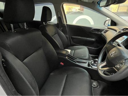 2020 Honda Grace €16950! 2020 HONDA GRACE HYBRID REVERSE CAMERA - CRUISE CONTROL €16,950 thumbnail