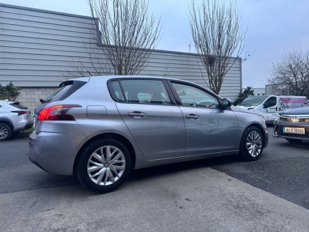 2020 Peugeot 308 ACCESS 1.2 110 6.3 4DR €15,000 thumbnail