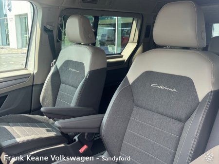 2025 Volkswagen California OCEAN AUTO 2.0TDI 150BHP *INCOMING STOCK* *APPLE CARPLAY/ANDROID AUTO* *REAR VIEW CAMERA* *FRONT AND REAR PARKING SENSORS* *HEATED SEATS* *ELECTRIC POP UP ROOF* €95,983