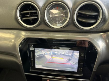 2018 Suzuki Vitara GLX ***1 Year Warranty €13,900 thumbnail