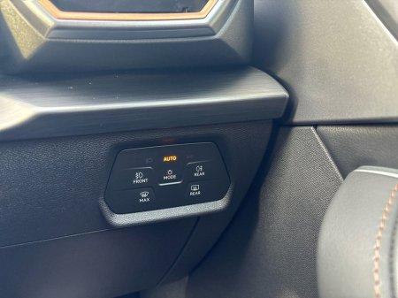 2023 Cupra Formentor e-Hybrid 204hp DSG €32,975 thumbnail