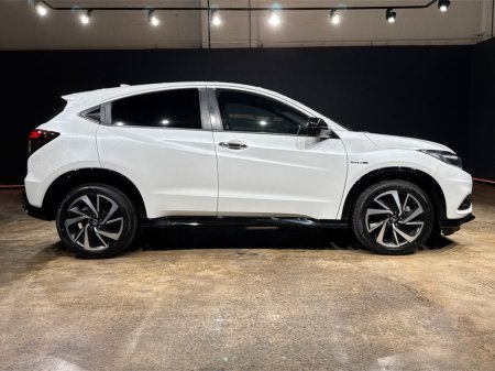 2020 Honda Vezel RS EDITION - UPGRADED ALLOYS - HALF LEATHER UPHOLSTERY €21,950