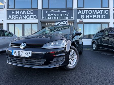 2016 Volkswagen Golf  €13,970
