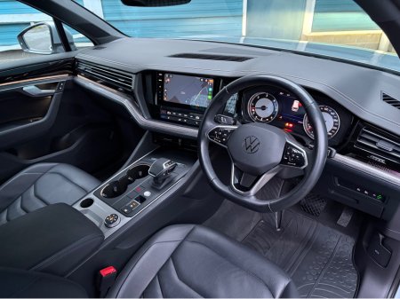 2023 Volkswagen Touareg N1 2 Seat Commercial Van €49,950 thumbnail