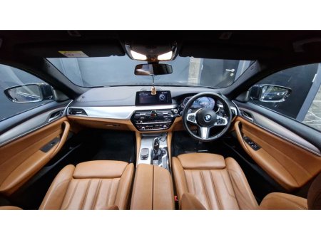 2017 BMW 5 Series 520d M Sport Auto €25,950