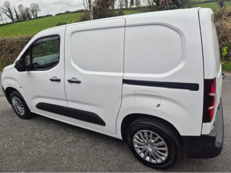 2020 Citroen Berlingo K9 LX 1.5 BLUEHDI 75 650KG M 3 €12,900