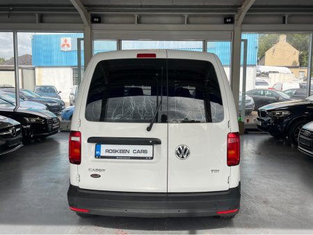 2016 Volkswagen Caddy PV TDI 75HP MANUAL 5SPEED 5DR €9,950 thumbnail