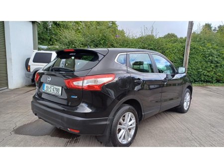 2015 Nissan Qashqai 1.5 DSL SV 4DR €7,999
