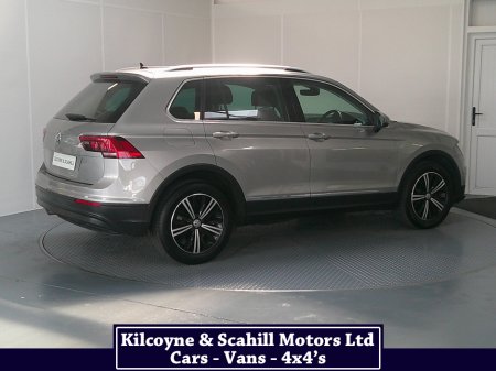 2018 Volkswagen Tiguan SE NAVIGATION TDI DSG €23,950 thumbnail
