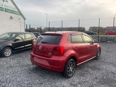 2015 Volkswagen Polo  €11,500