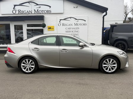 2016 Lexus IS 300 h 2.5 ADVANCE HYBRID AUTO €19,950