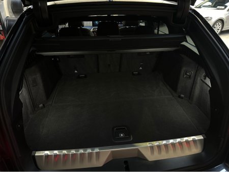 2023 BMW 5 Series 530E M SPORT TOURING AUTO €39,950 thumbnail