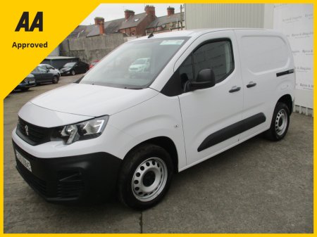 2023 Peugeot Partner ACTIVE PLUS 1.5 BLUE  HDI 100 TAX AND TESTED AND FULLY SERVICED 3 MONTHS WARRANTY AND 12 MONTHS AA COVER !! €21,950 thumbnail
