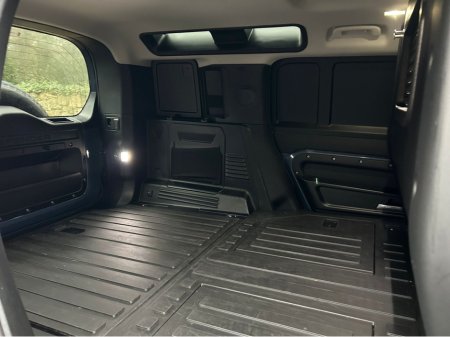 2023 Land Rover Defender 3.0D 110 SE 3 Seat Commercial €50,365 thumbnail