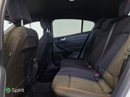 2023 Ford Focus ST-LINE 1.0T €25,900 thumbnail