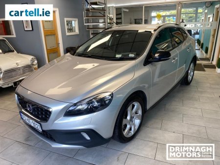 2015 Volvo V40 1.6 D2 LUX Cross Country 113 €10,950