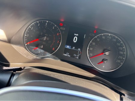 2022 Renault Arkana ICONIC TCE 140 AUTO EDC 5DR AU €21,499 thumbnail