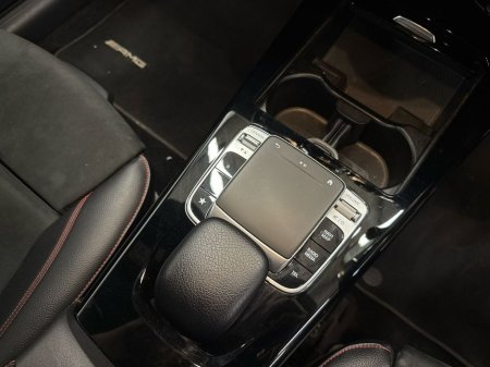 2019 Mercedes-Benz A Class A 180 d AMG LINE A/T | Reversing Camera, Sports seats €25,950 thumbnail